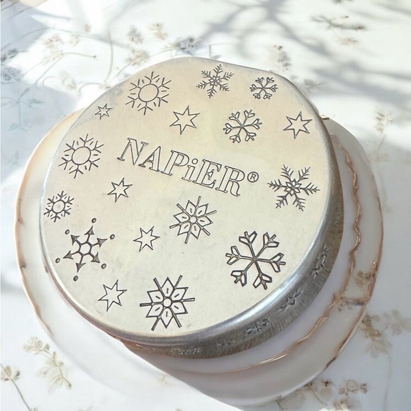 Napier Silver Snowflake Trinket Box - Picture 4 of 12